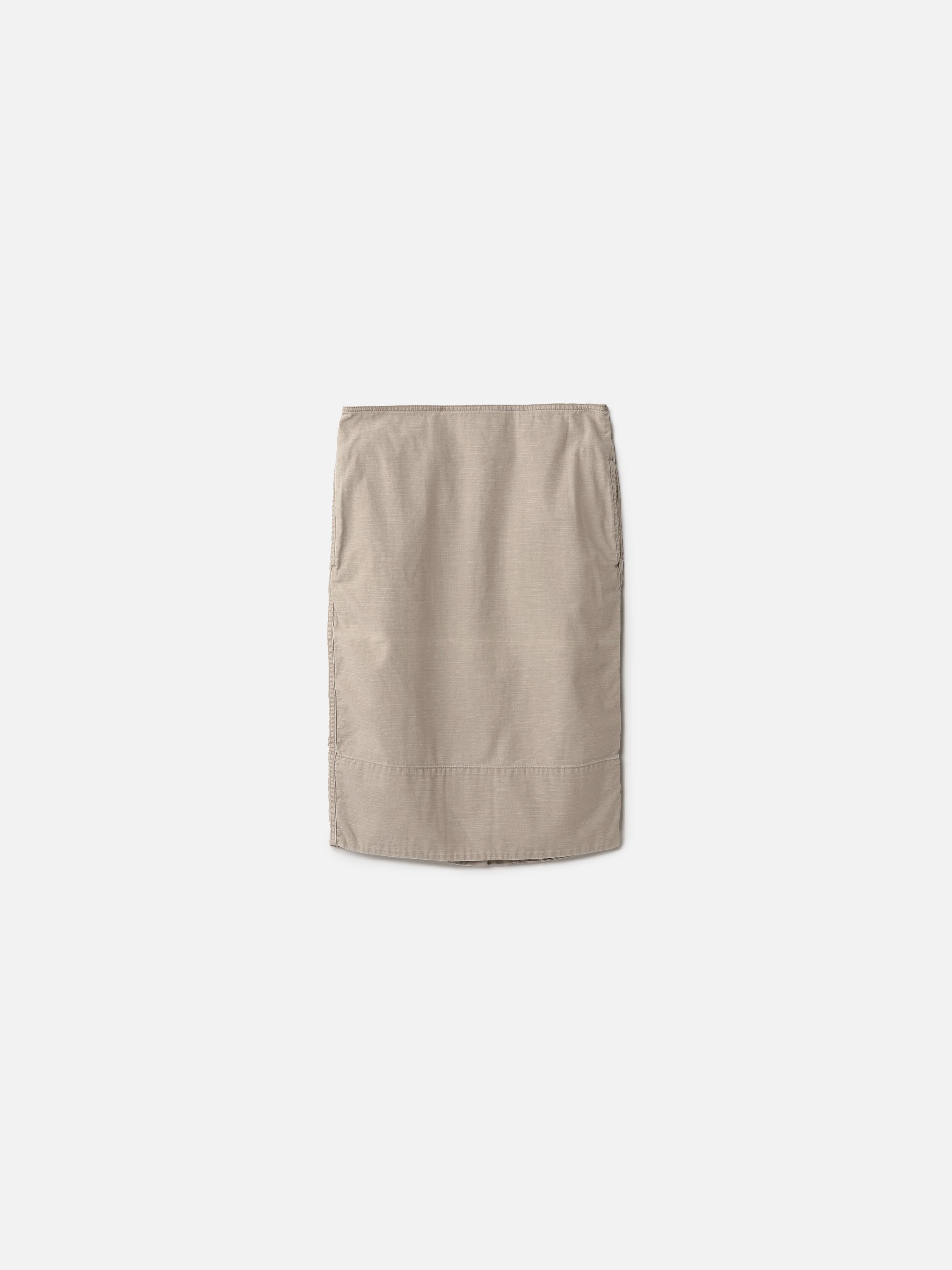 SOFIE BACK SATIN TIGHT SKIRT | MADISONBLUE|マディソンブルー公式サイト SOFIE BACK SATIN TIGHT SKIRT | MADISONBLUE|マディソンブルー公式サイト