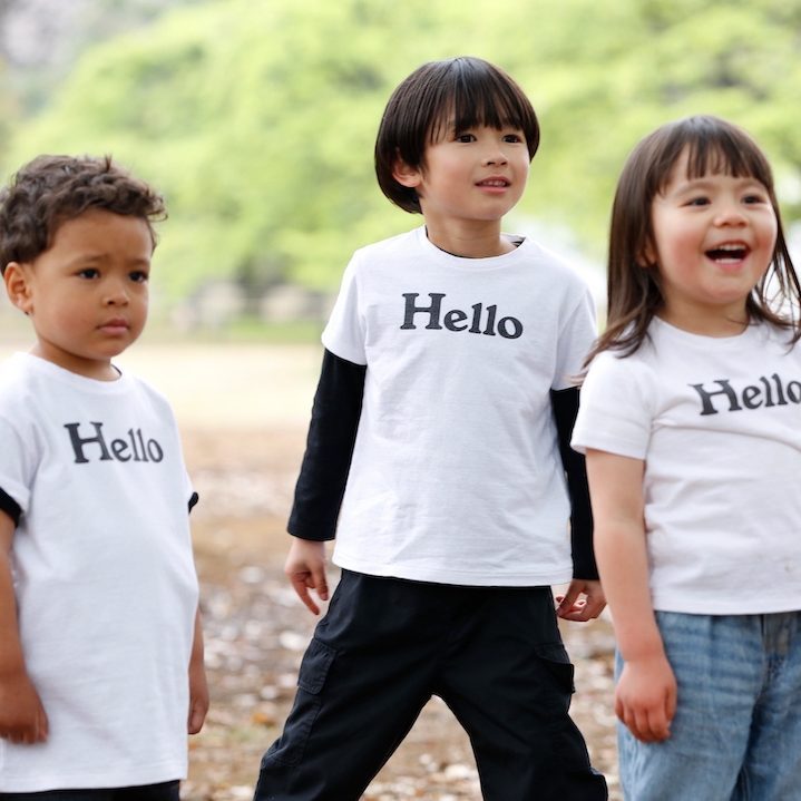 KIDS版HELLO Tシャツに、 待望のロングスリーブが登場
