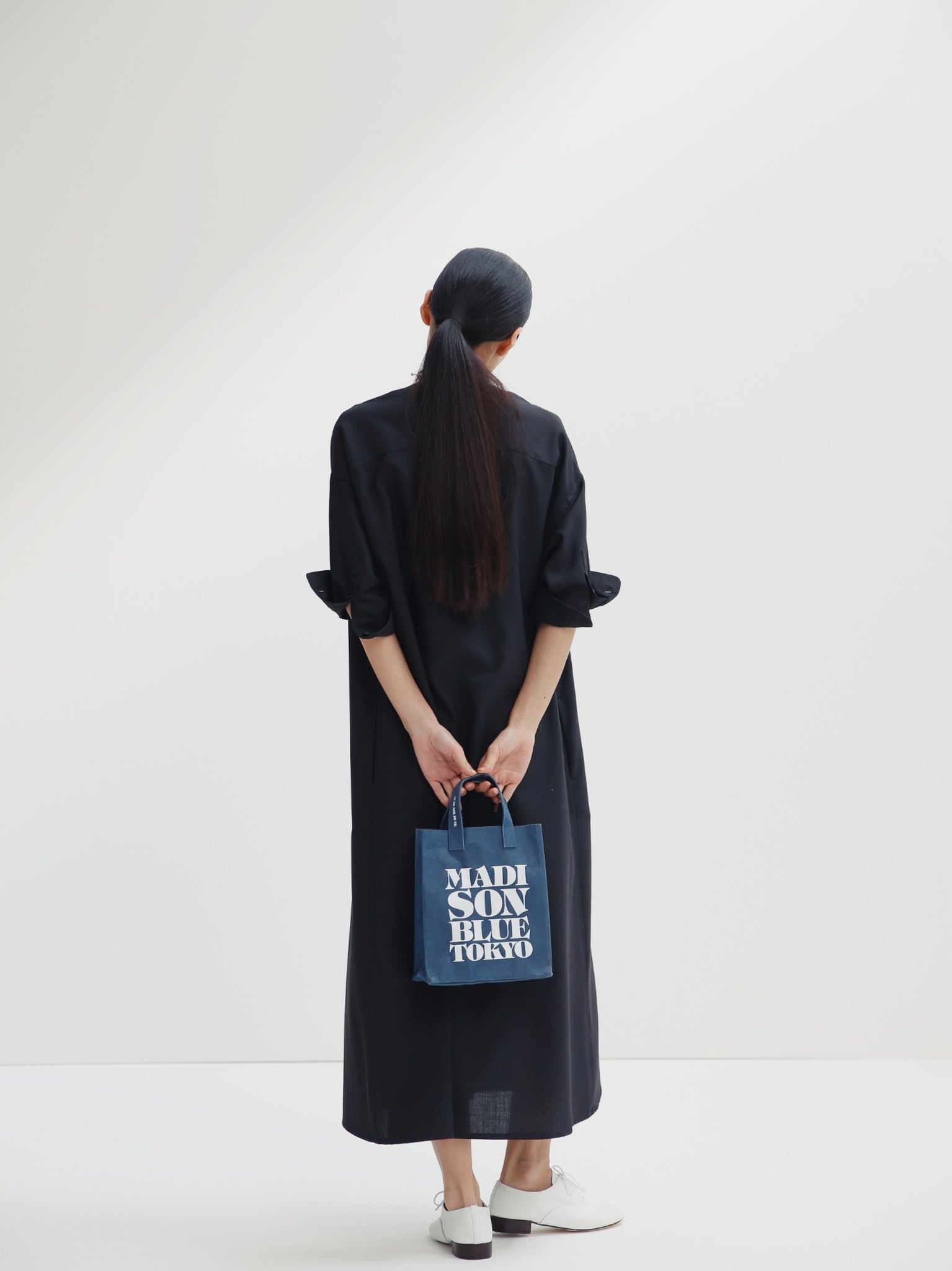 GRAMERCY PAPER BAG | MADISONBLUE｜マディソンブルー公式サイト