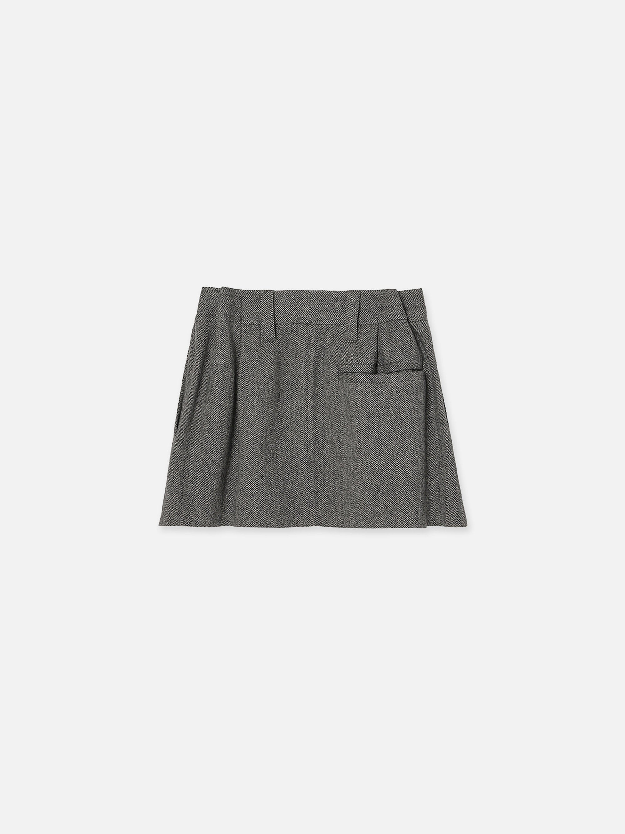 SOFIE BACK SATIN TIGHT LONG SKIRT | MADISONBLUE｜マディソンブルー