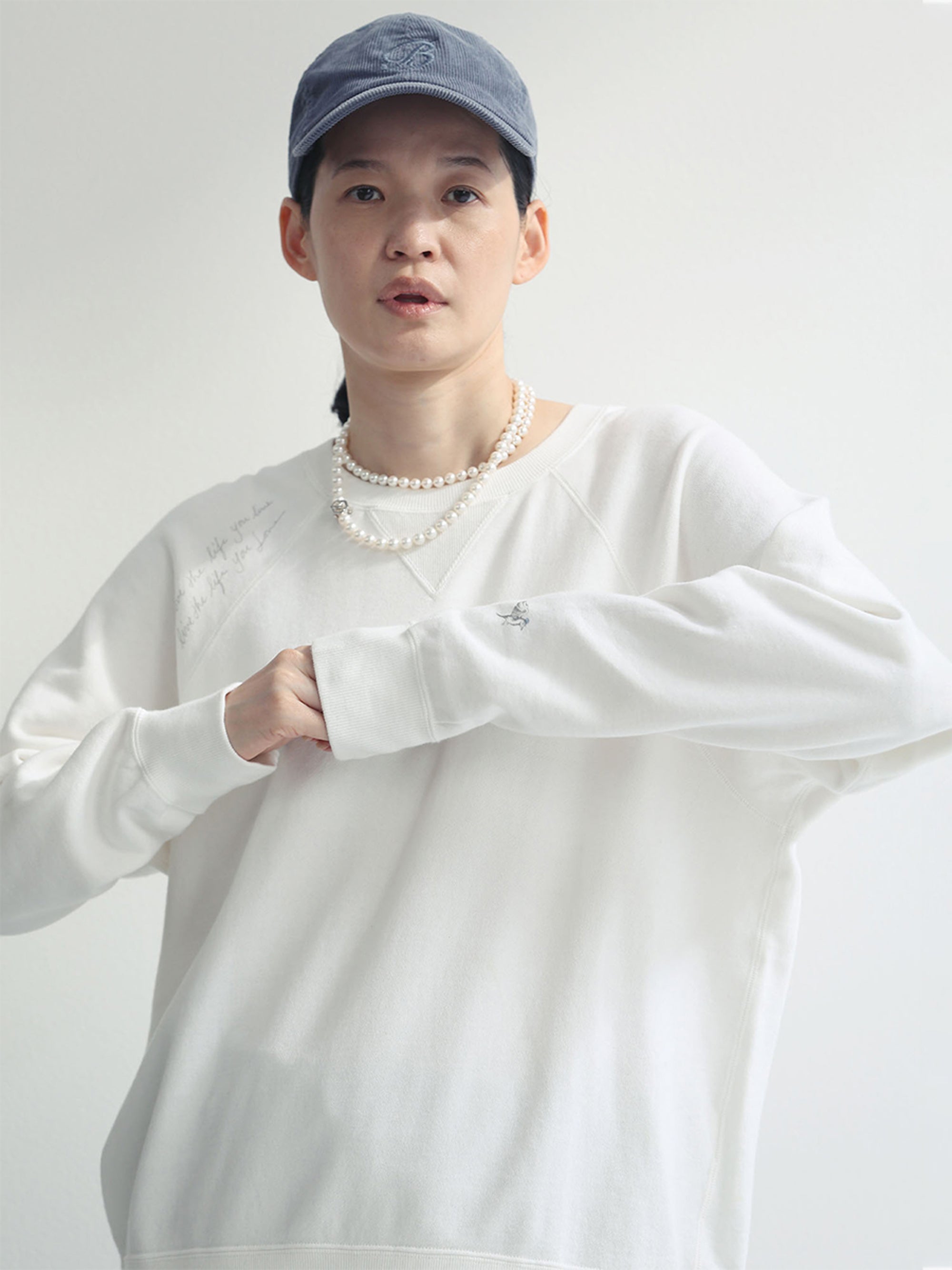 GRAFFITI CREW NECK SWEAT | MADISONBLUE｜マディソンブルー公式サイト