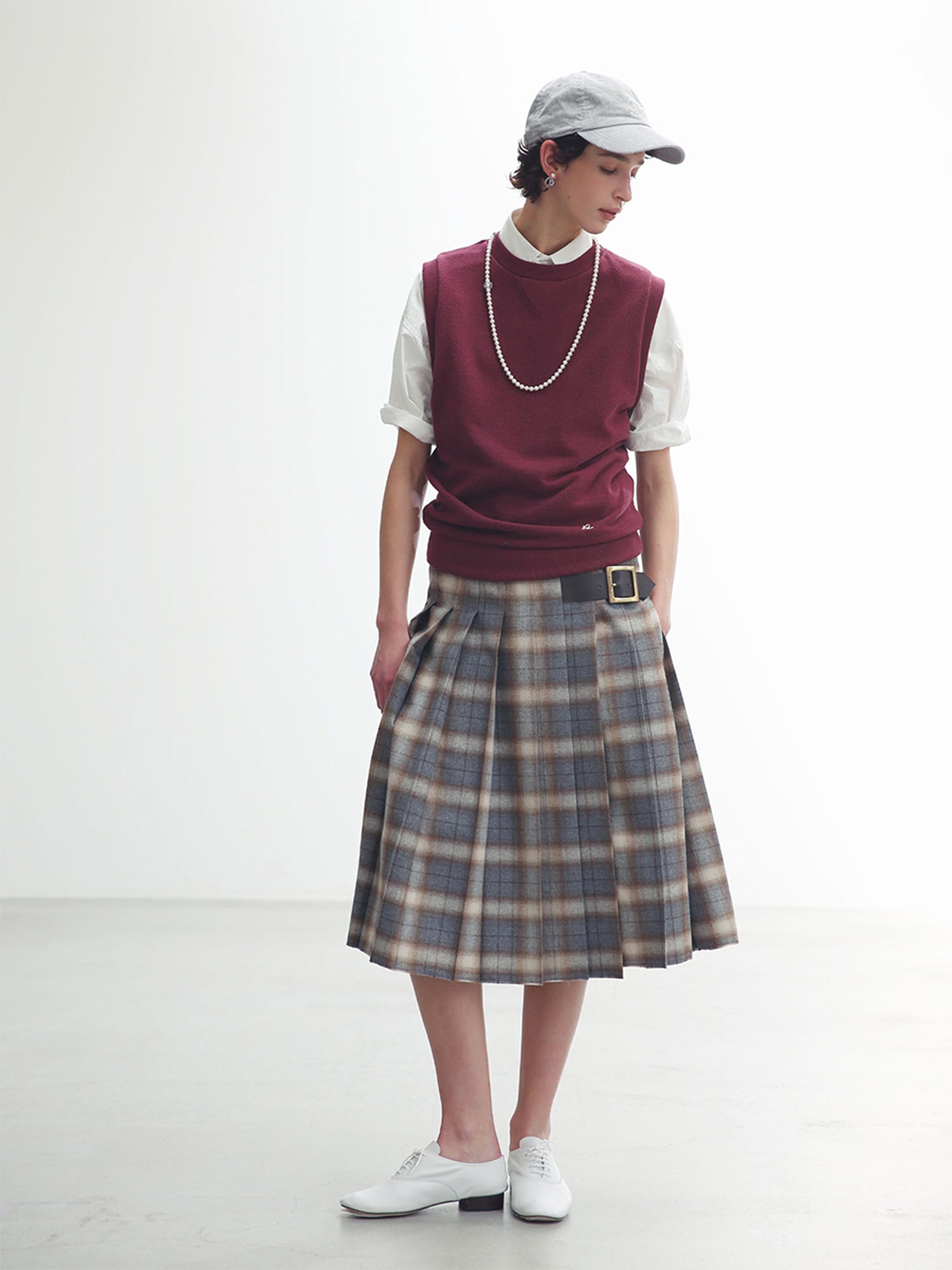 HELLO NOSLEEVE TEE | MADISONBLUE｜マディソンブルー公式サイト