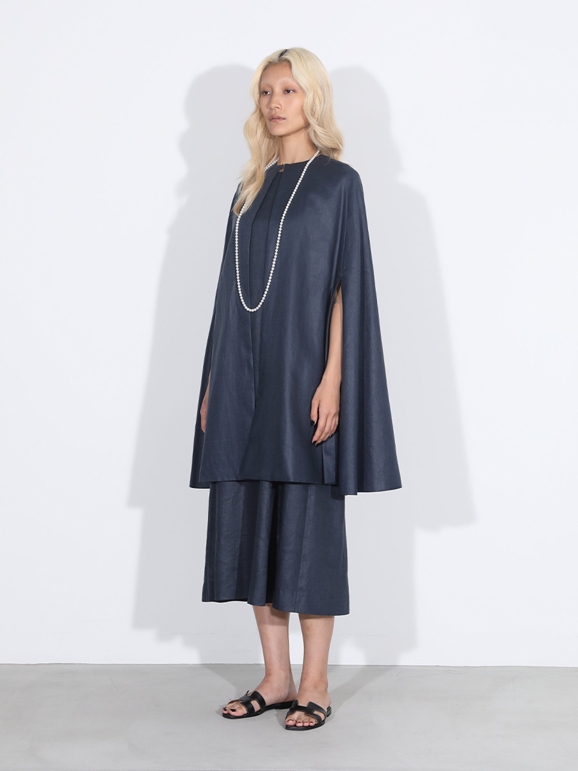 SLEEVELESS DRESS LINEN | MADISONBLUE｜マディソンブルー公式サイト
